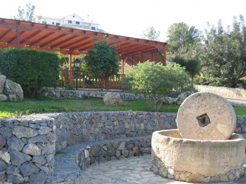 Onar Village Кирения Екстериор снимка